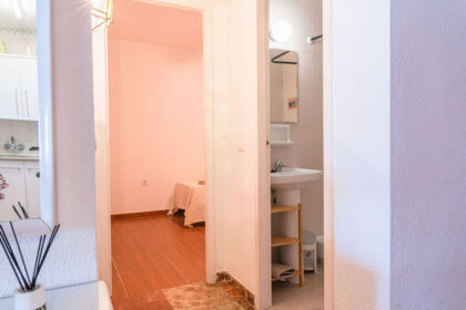 f90111ac0bf86d8576e512b2a462ae5b - 15