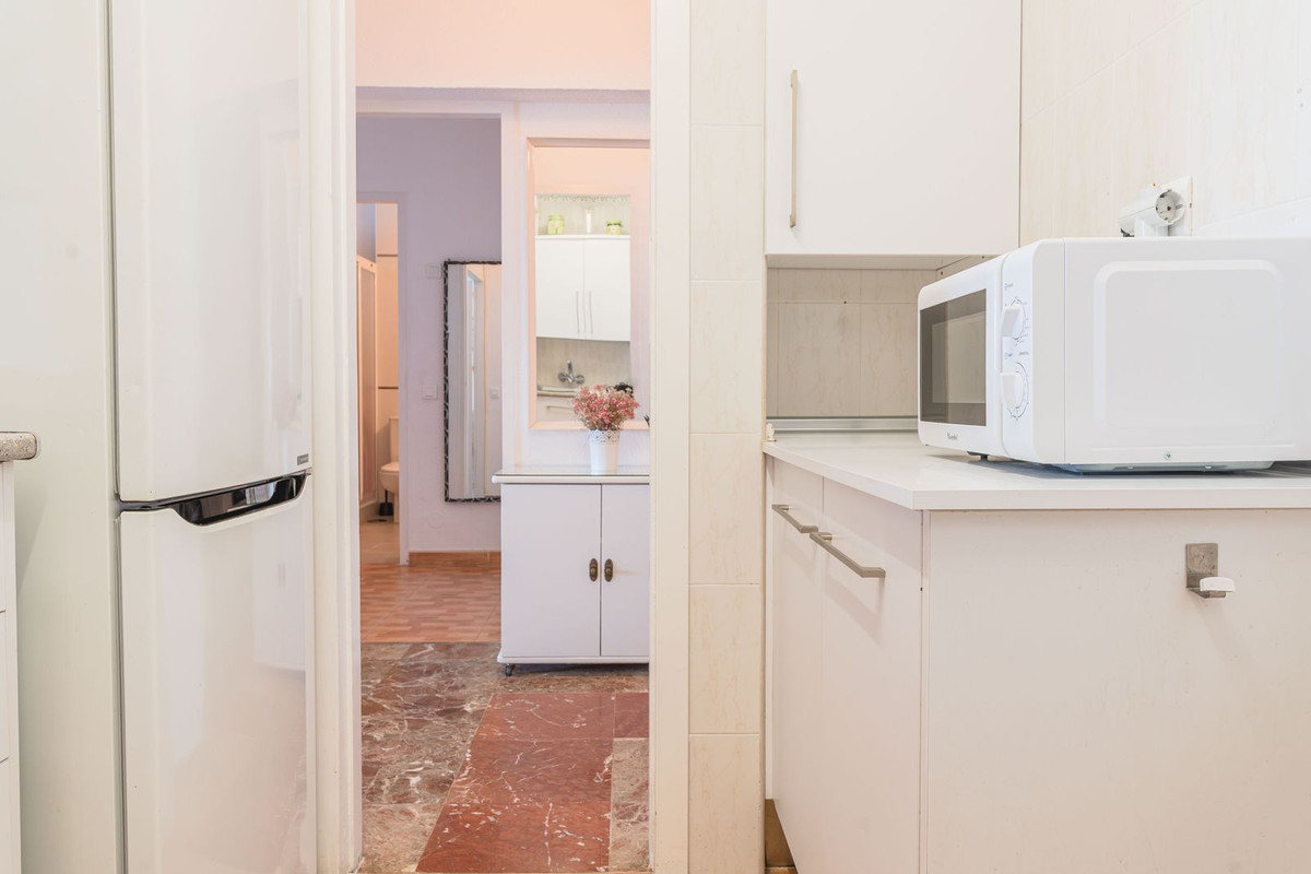 f90111ac0bf86d8576e512b2a462ae5b - 20