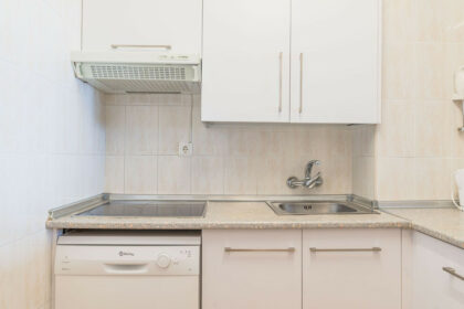 f90111ac0bf86d8576e512b2a462ae5b - 23