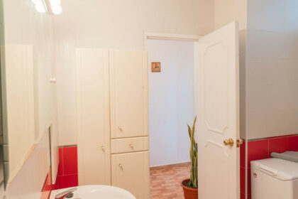 f90111ac0bf86d8576e512b2a462ae5b - 34