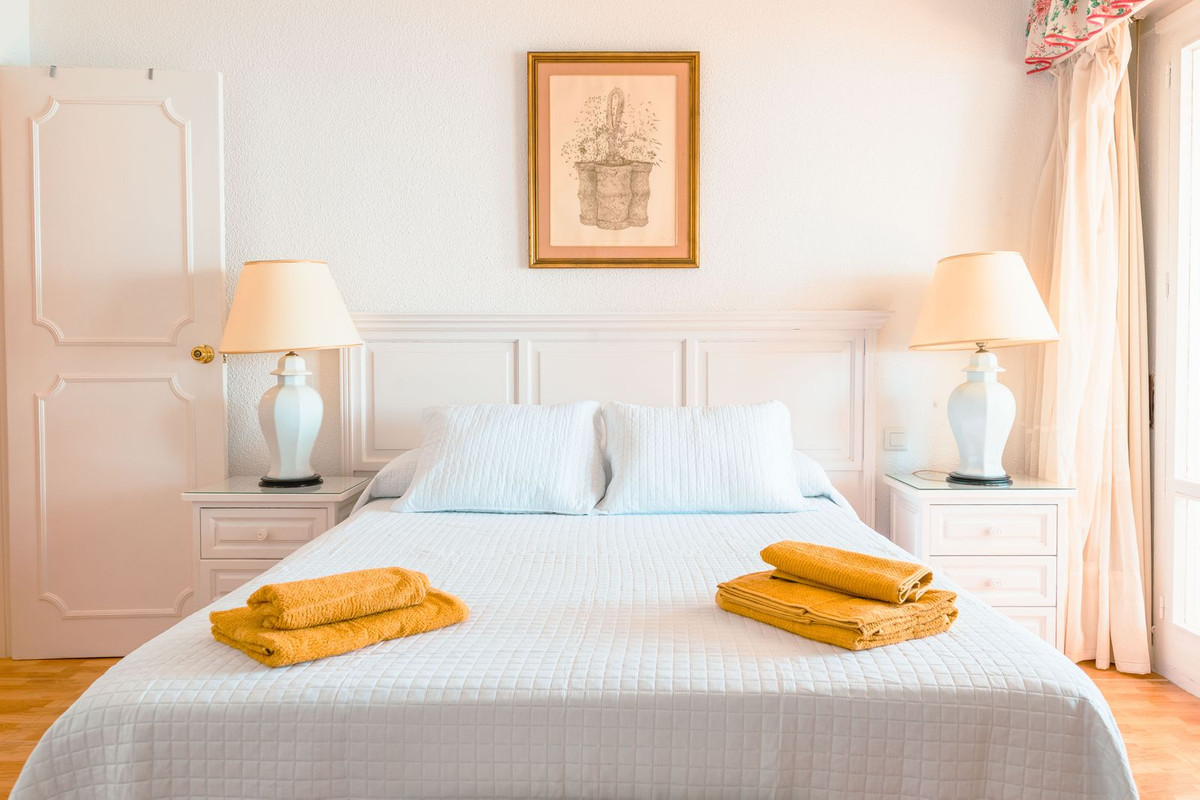 f90111ac0bf86d8576e512b2a462ae5b - 40