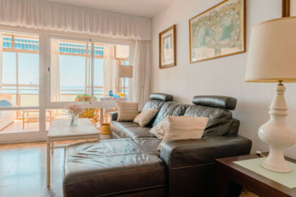 f90111ac0bf86d8576e512b2a462ae5b - 53