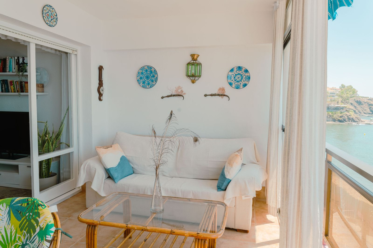 f90111ac0bf86d8576e512b2a462ae5b - 60