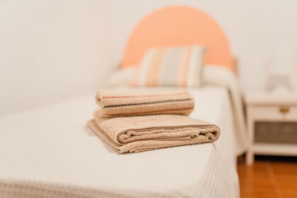 f90111ac0bf86d8576e512b2a462ae5b - 76