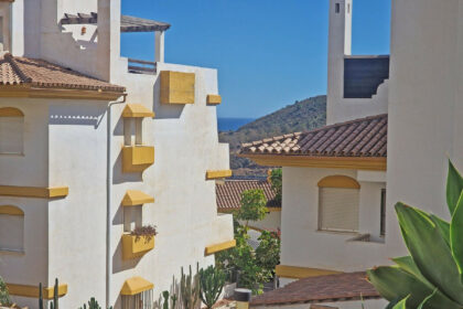 f988941ac6a2c16a3615dc4ed70ad8d4 - 22