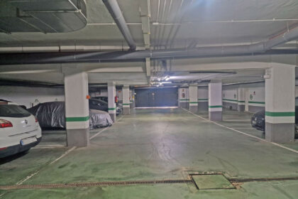 f988941ac6a2c16a3615dc4ed70ad8d4 - 24