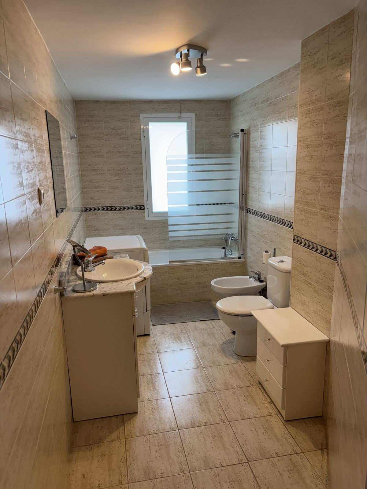 f98aedd6bb24188d08c176d29c3af6e5 - 13