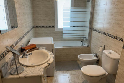 f98aedd6bb24188d08c176d29c3af6e5 - 14