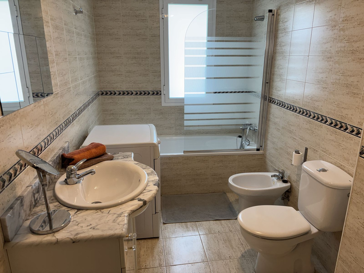 f98aedd6bb24188d08c176d29c3af6e5 - 14