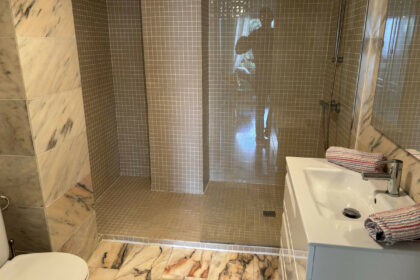 f98aedd6bb24188d08c176d29c3af6e5 - 18