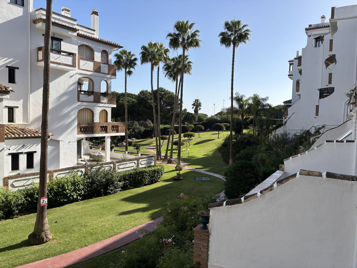 f98aedd6bb24188d08c176d29c3af6e5 - 3