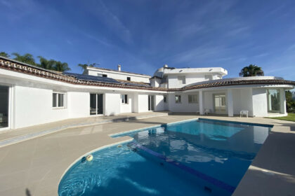 f9a6ef1d24acd40c67336fd5242f704a - 1