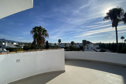 f9a6ef1d24acd40c67336fd5242f704a - 10