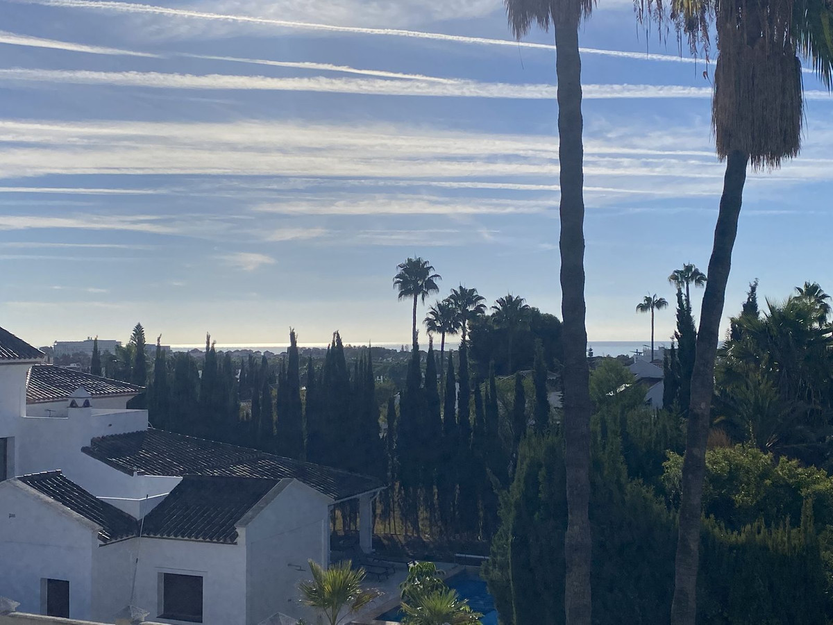 f9a6ef1d24acd40c67336fd5242f704a - 15