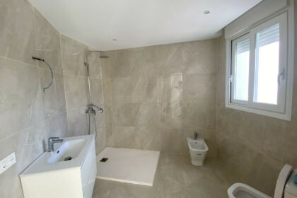 f9a6ef1d24acd40c67336fd5242f704a - 18