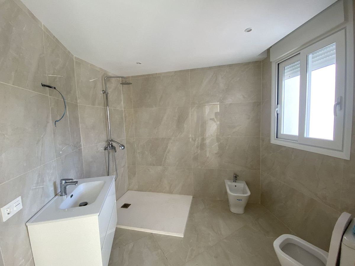 f9a6ef1d24acd40c67336fd5242f704a - 19