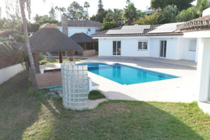 f9a6ef1d24acd40c67336fd5242f704a - 2