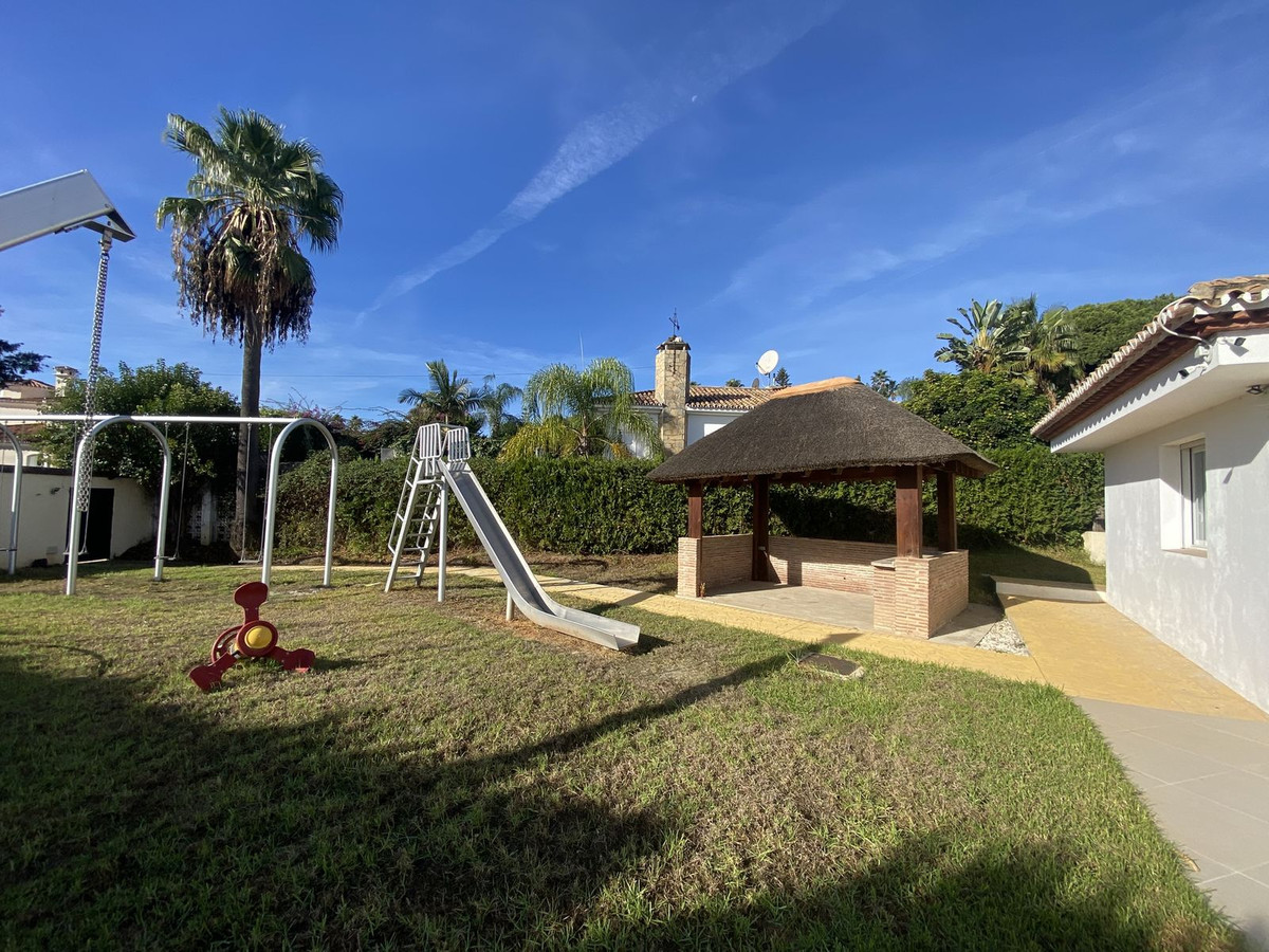 f9a6ef1d24acd40c67336fd5242f704a - 28