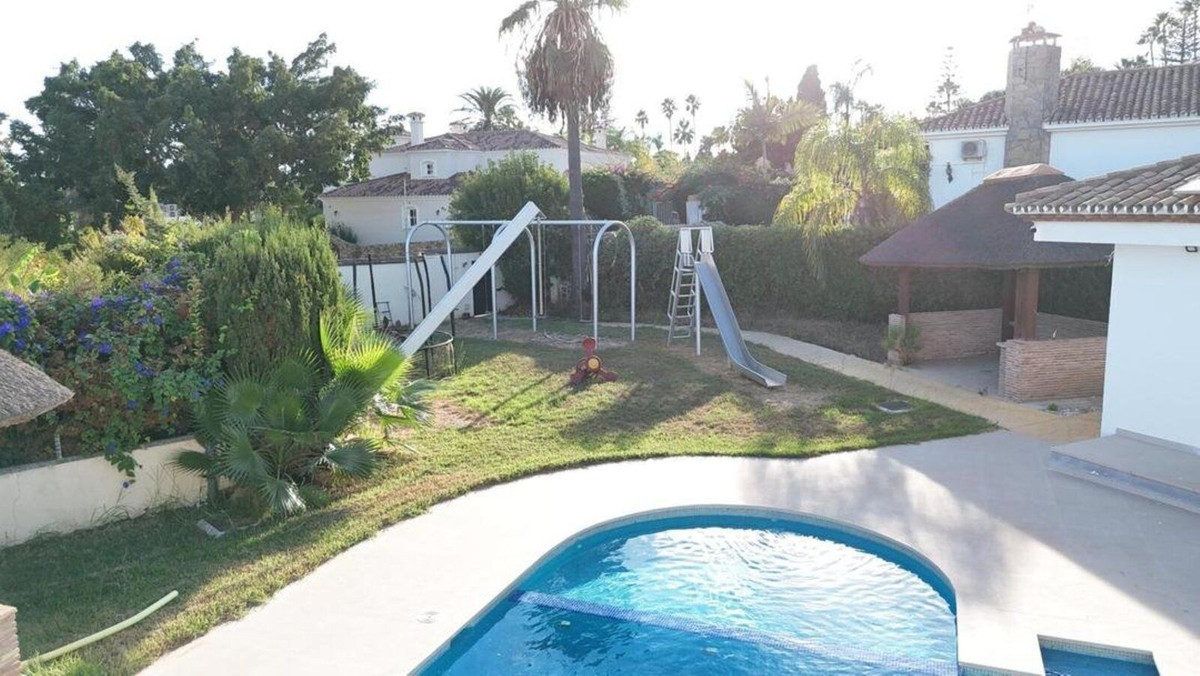 f9a6ef1d24acd40c67336fd5242f704a - 5