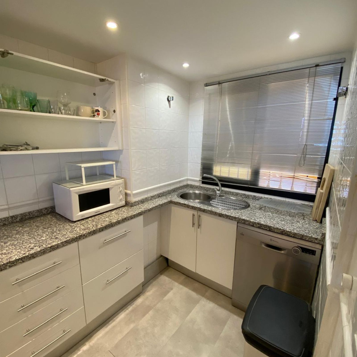 fa4cff35d957c037c89808b42d644d76 - 22