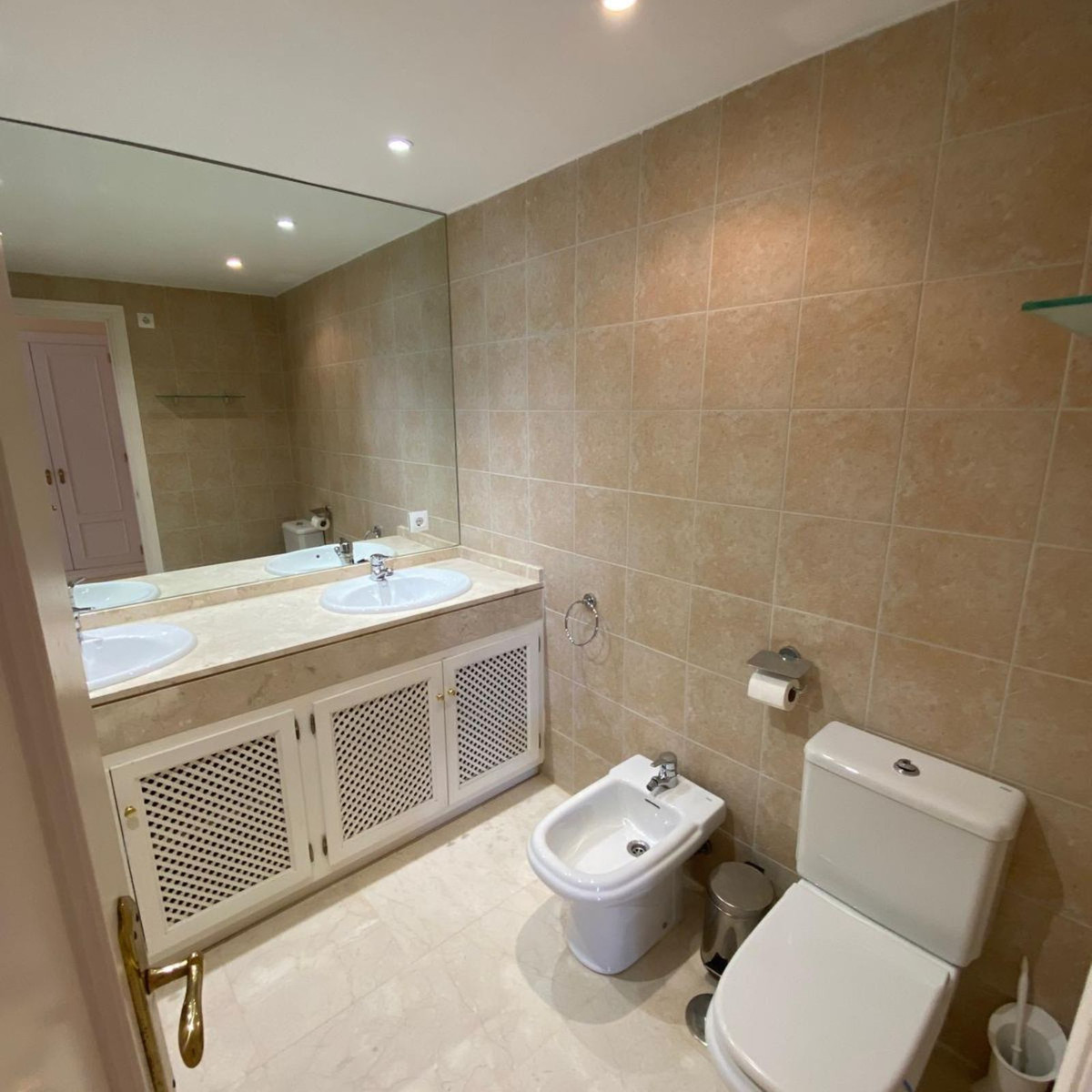 fa4cff35d957c037c89808b42d644d76 - 36