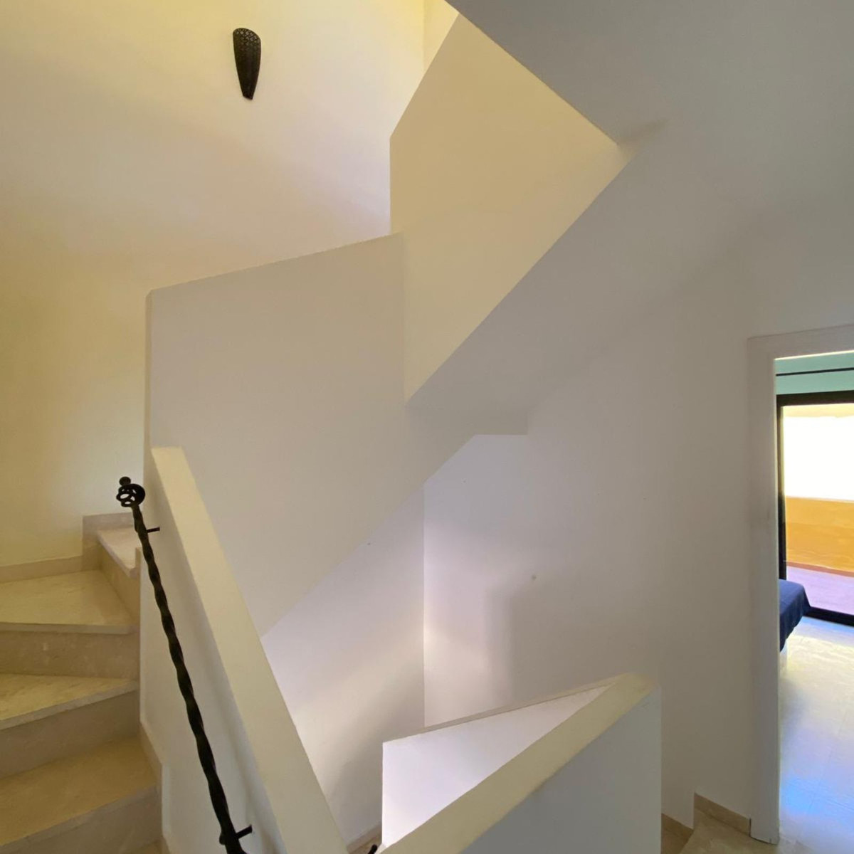 fa4cff35d957c037c89808b42d644d76 - 37