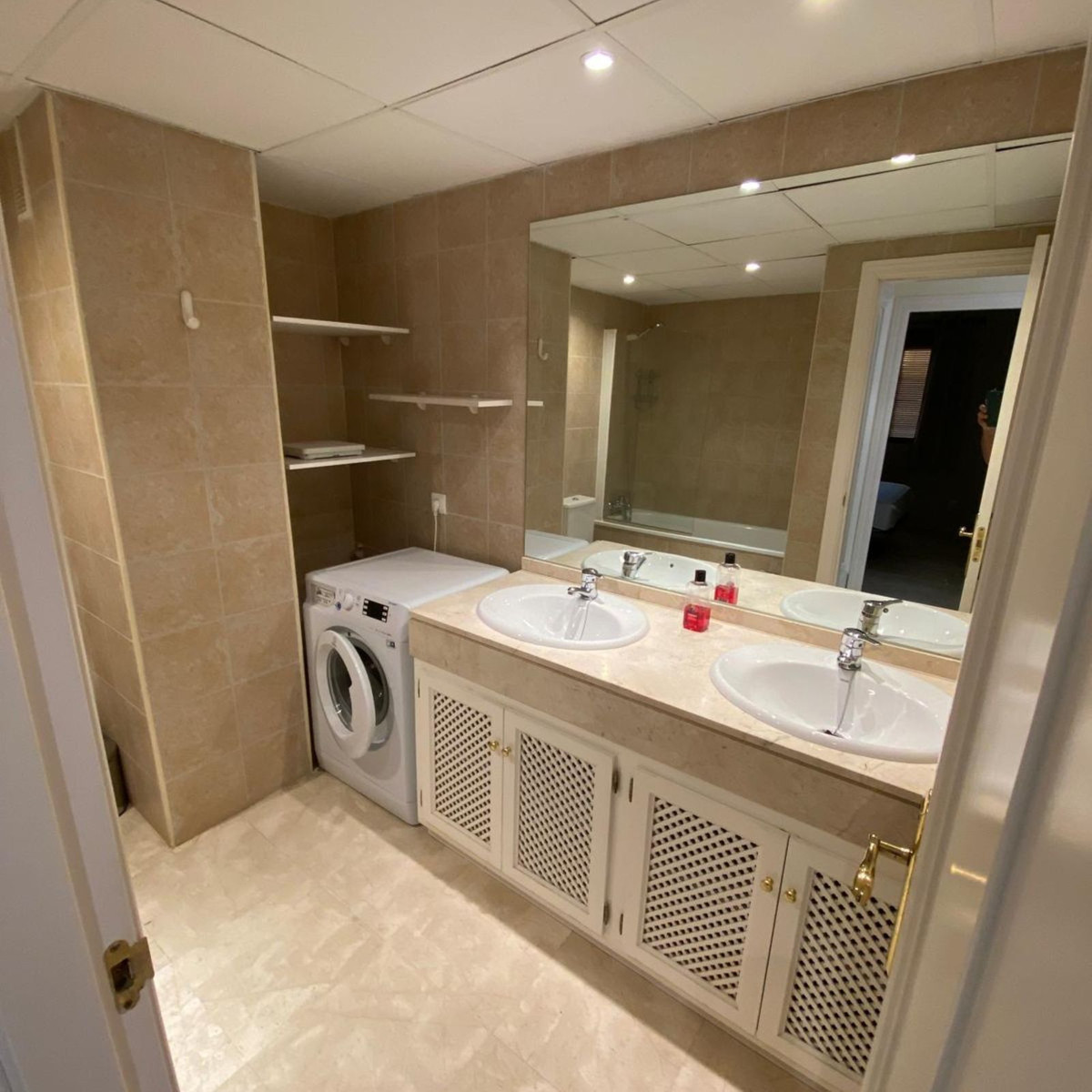 fa4cff35d957c037c89808b42d644d76 - 40