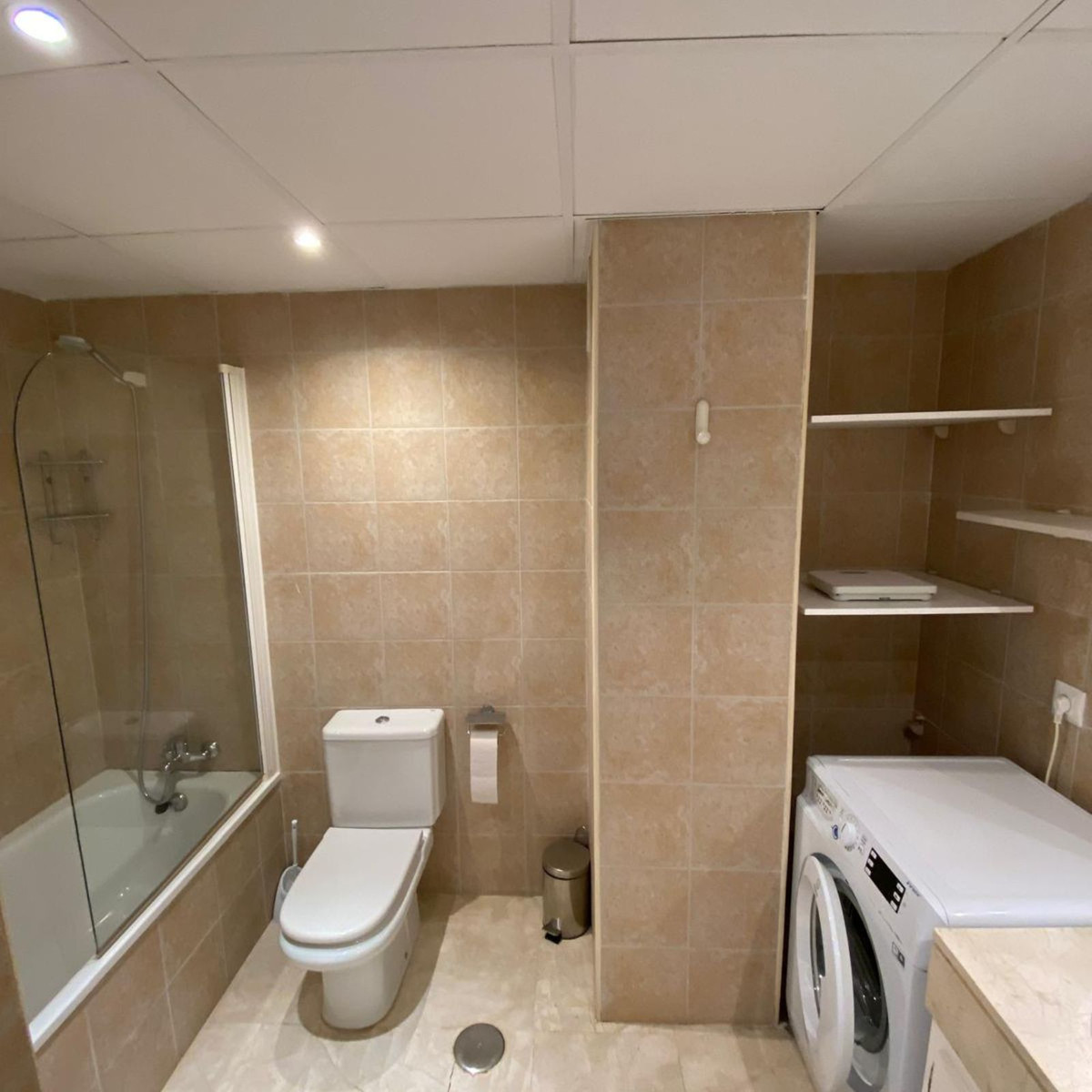 fa4cff35d957c037c89808b42d644d76 - 41