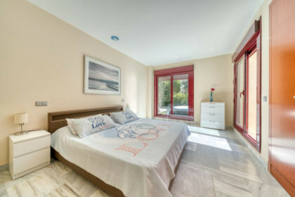 fab3ce47c0dc113916381fe9c5ea9c55 - 17