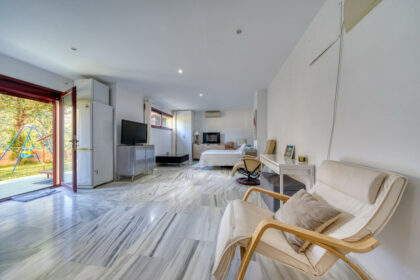 fab3ce47c0dc113916381fe9c5ea9c55 - 20