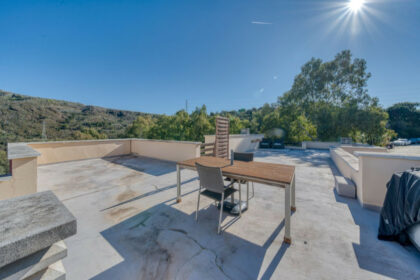 fab3ce47c0dc113916381fe9c5ea9c55 - 33