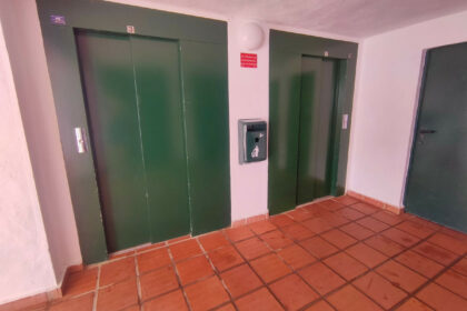 fb1e8f4bf577d5a7b2d4db6ebff3580c - 31