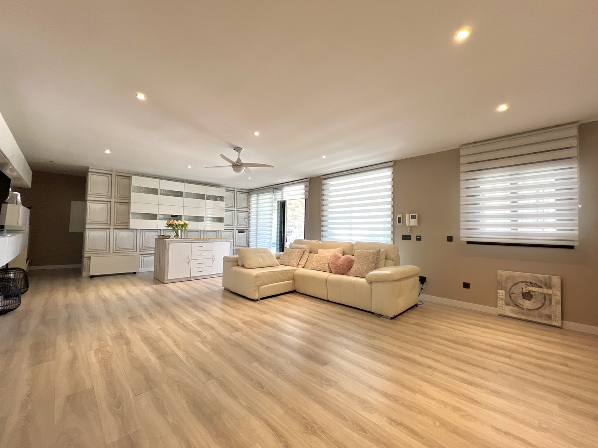 fb65f64668d7d47f5d2cd647f316016d - 13