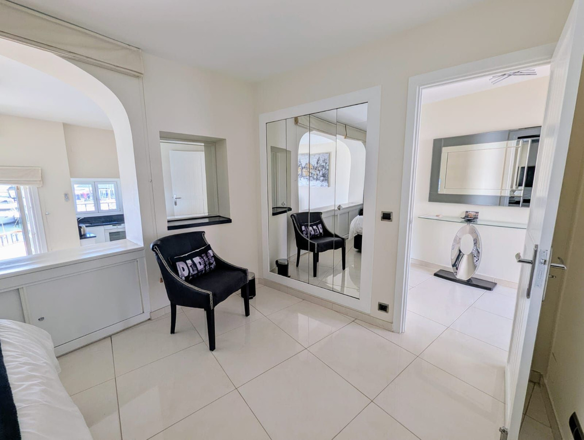 fc61eabfb0b8a15a0e27ea109dab0b7a - 23