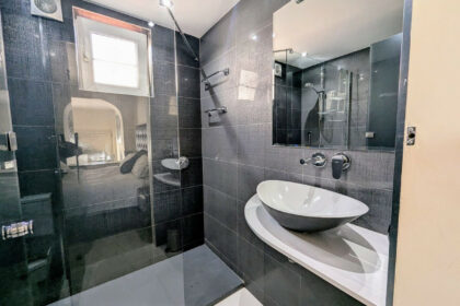 fc61eabfb0b8a15a0e27ea109dab0b7a - 35