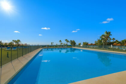 fc61eabfb0b8a15a0e27ea109dab0b7a - 4