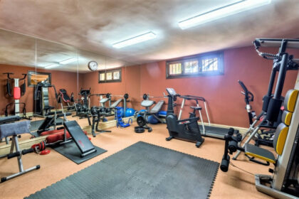 fcacf0a3849a87b45e955ba3677e62f5 - 11