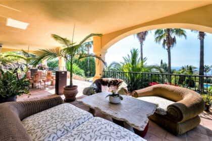 fcacf0a3849a87b45e955ba3677e62f5 - 16