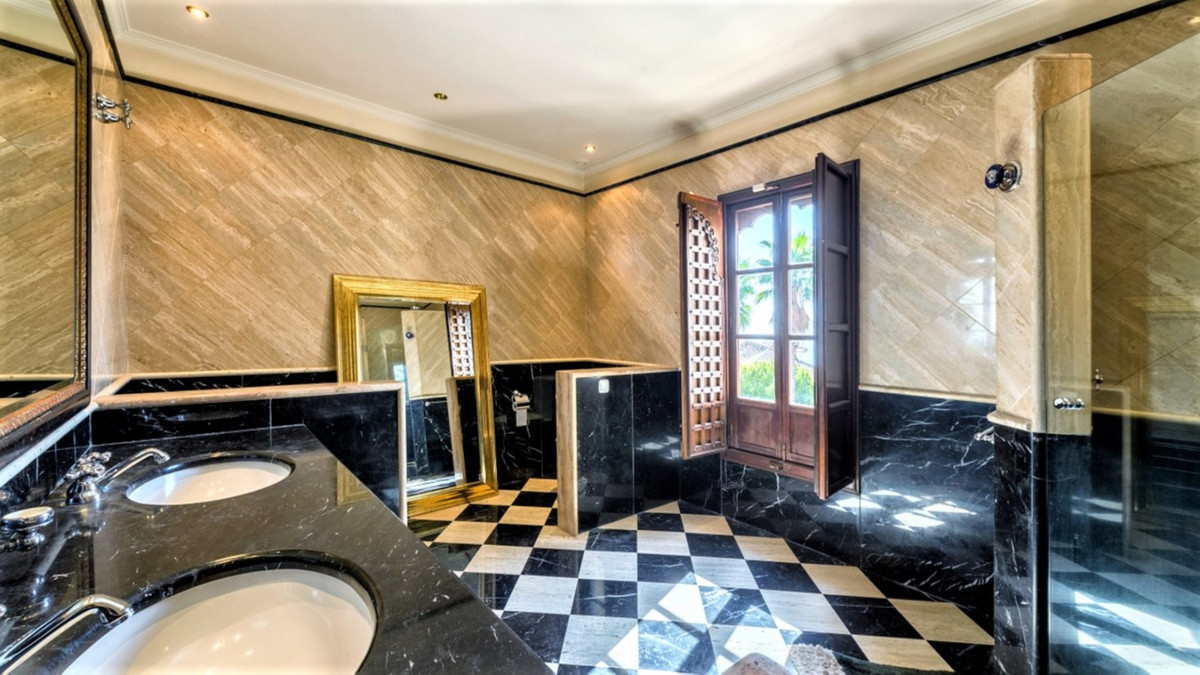 fcacf0a3849a87b45e955ba3677e62f5 - 7