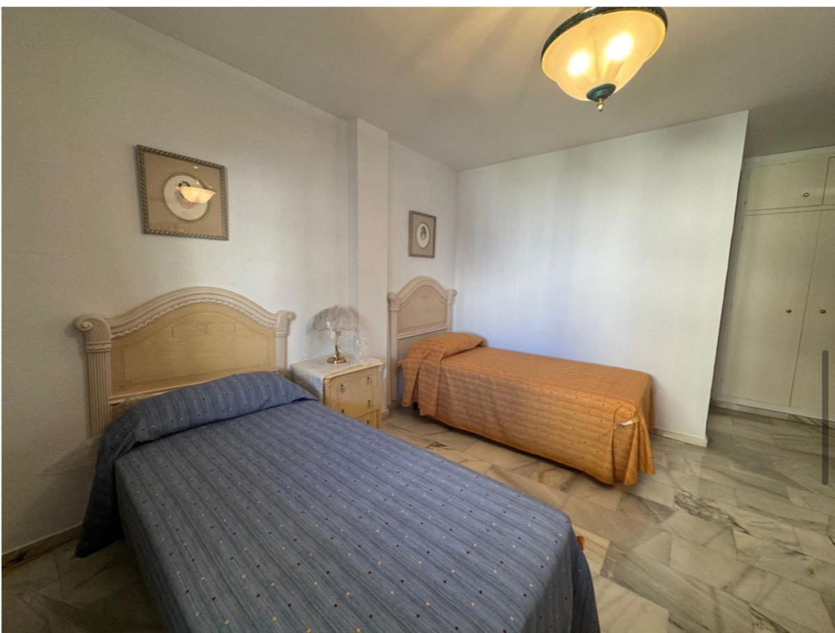 fcb7c0d89788c91789ca5138595c105a - 11