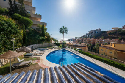 fd09cadfd60651b77b8761a9f7e4252b - 38