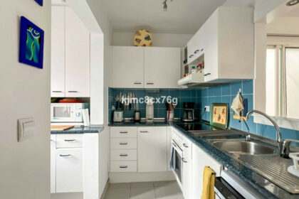 fd55e2589f7448a7f54e6e415d24f52f - 13