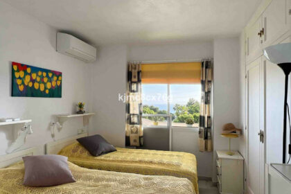 fd55e2589f7448a7f54e6e415d24f52f - 26