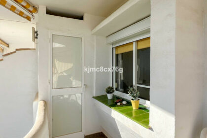 fd55e2589f7448a7f54e6e415d24f52f - 28