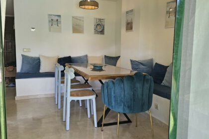 fe093c46ca4f3b21bf3c67983a613d8d - 18