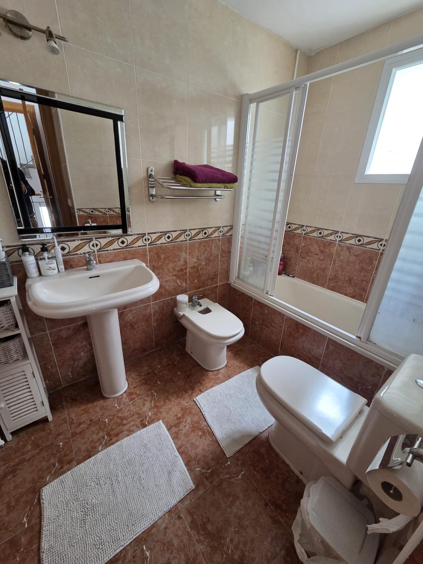 fe5d69fed82e2f85d9a79164eb4bd449 - 14