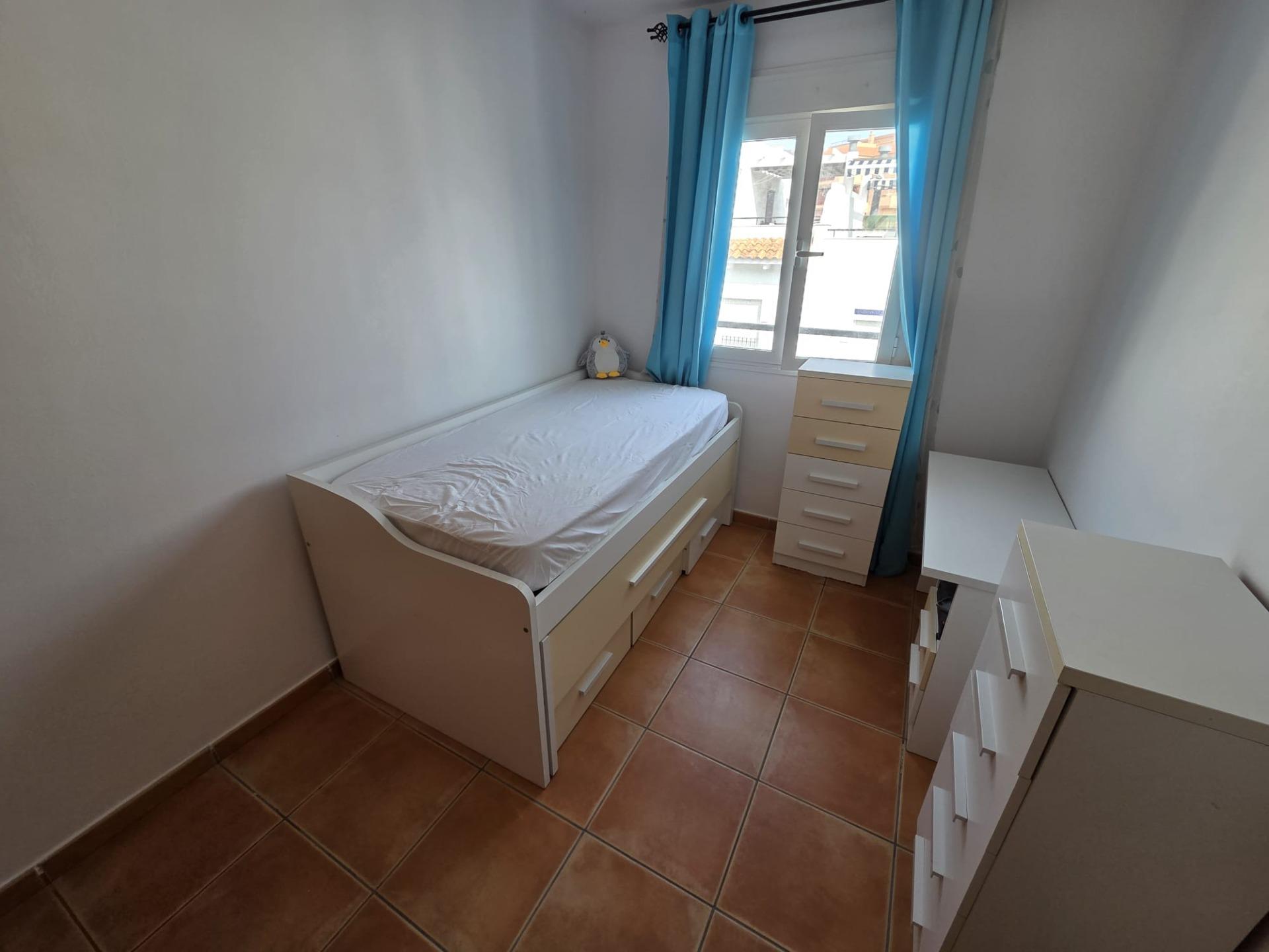 fe5d69fed82e2f85d9a79164eb4bd449 - 15