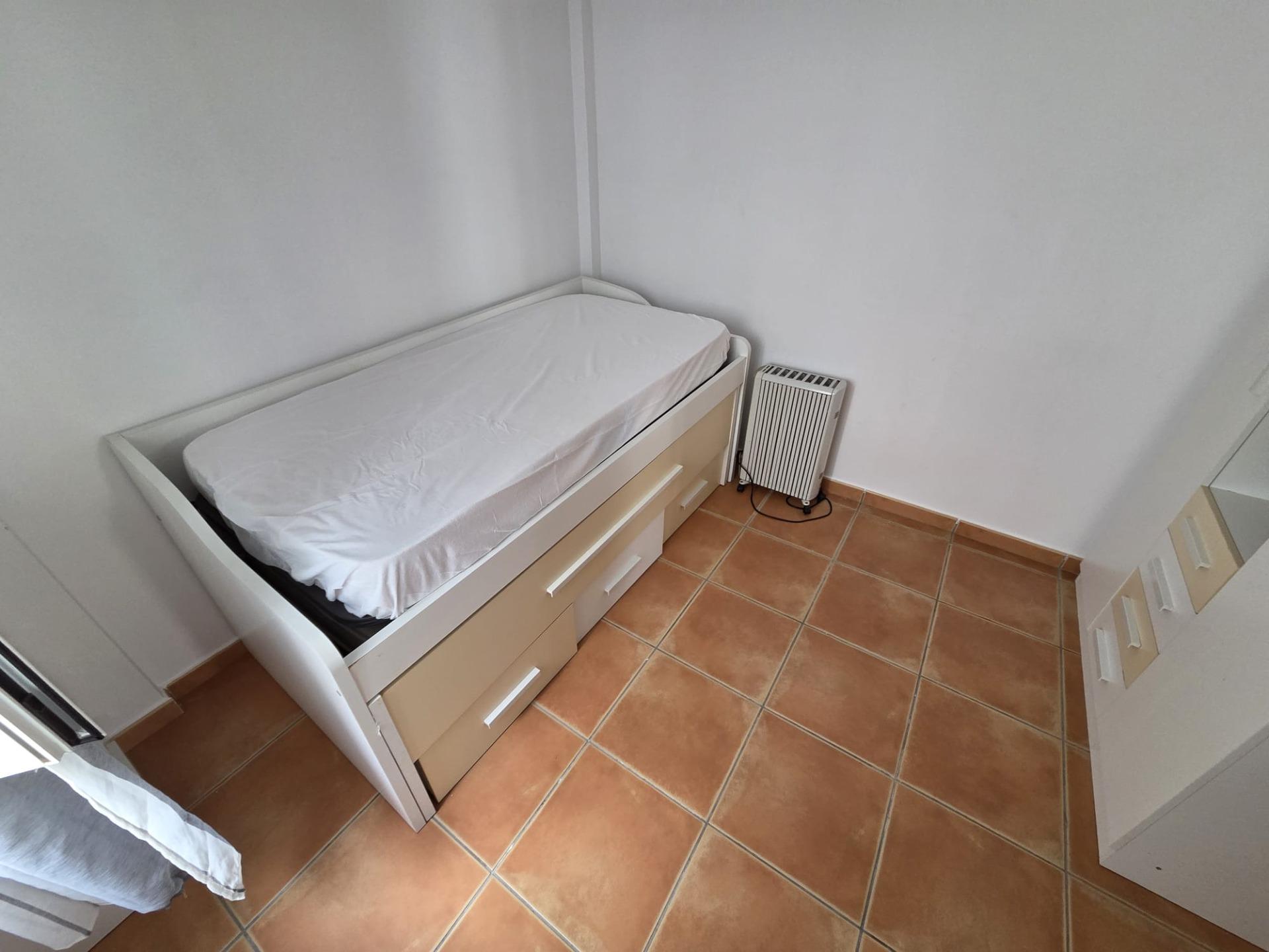 fe5d69fed82e2f85d9a79164eb4bd449 - 16