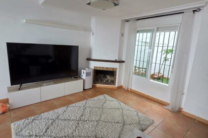 fe5d69fed82e2f85d9a79164eb4bd449 - 19