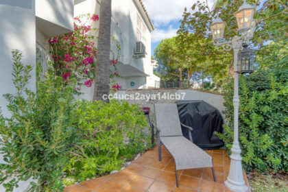 fed360ec271fd7ba1c6f8c6ec9b4099d - 26